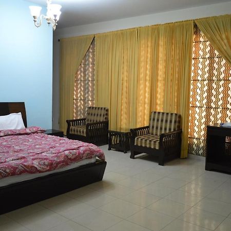 Tourist Hub Islamabad Bed & Breakfast Dış mekan fotoğraf