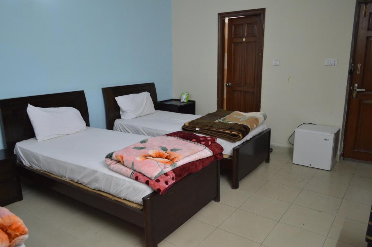 Tourist Hub Islamabad Bed & Breakfast Dış mekan fotoğraf