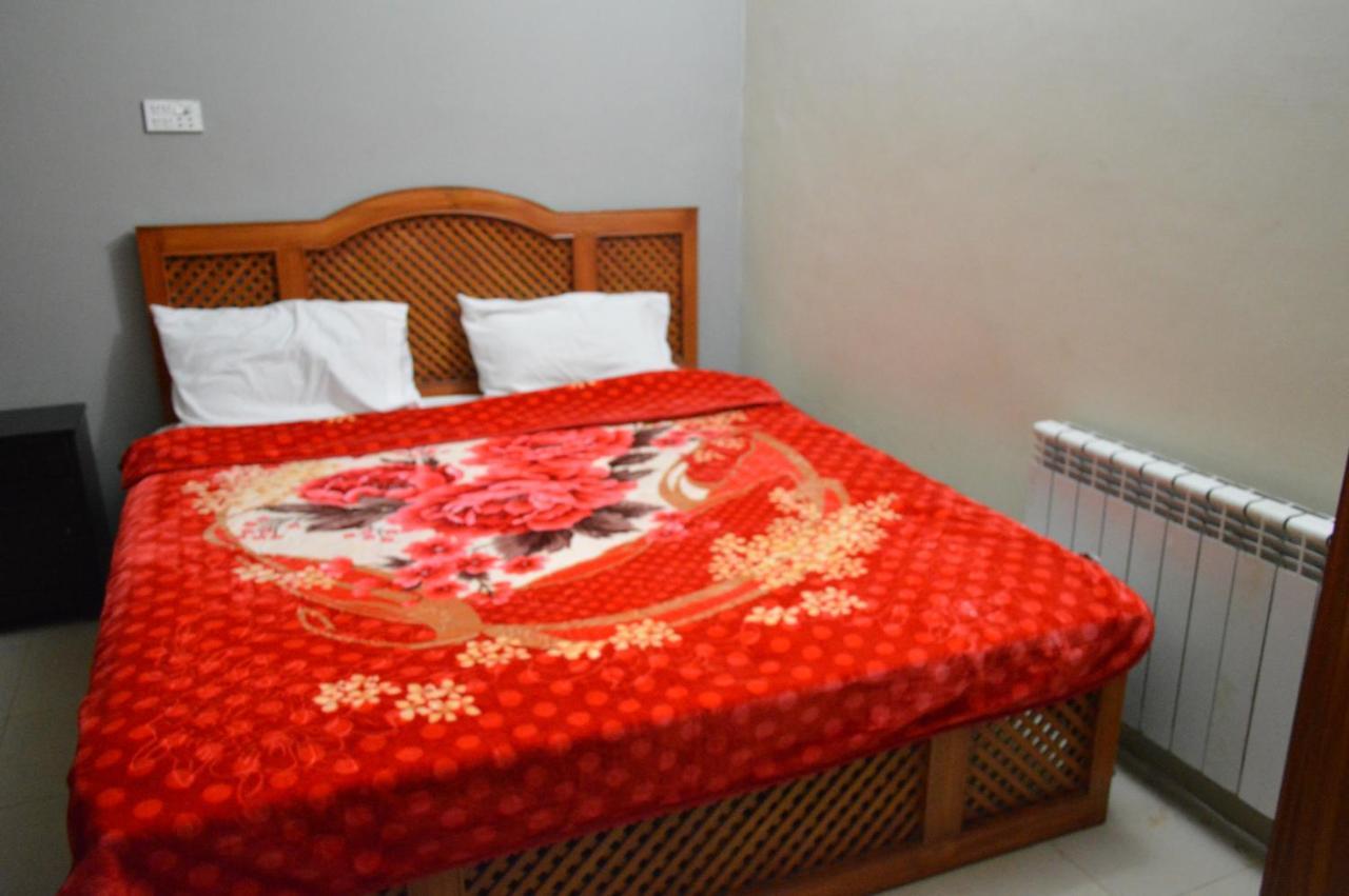 Tourist Hub Islamabad Bed & Breakfast Dış mekan fotoğraf